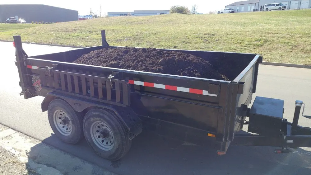 Professional outdoor landscaping in Lexington, KY - Bearin' Loads Hauling