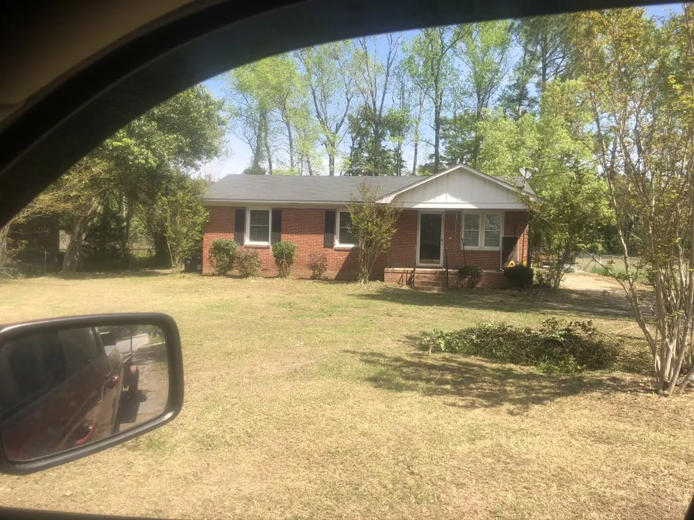 Top-rated lawn care service for residential properties in Darlington, SC by Bear's Landscaping