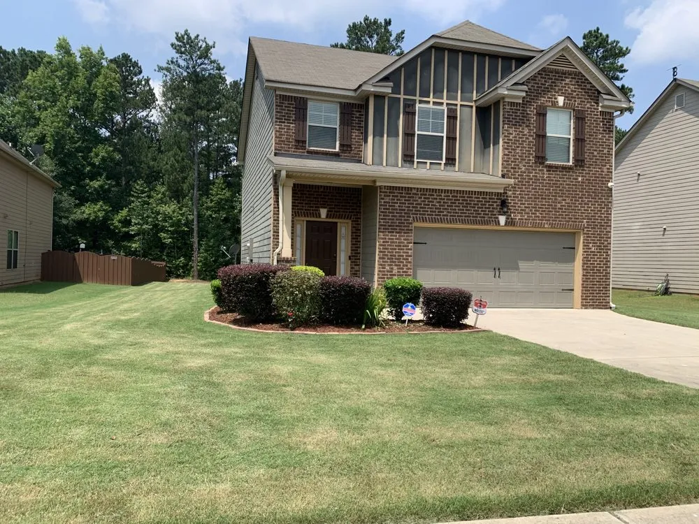 Local garden landscaping in Hampton, GA - Beast Mowed Lawn Care