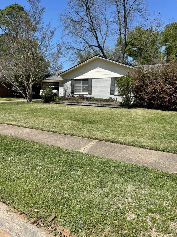 Affordable residential landscaping in Shreveport, LA - Beast Mowed Lawn Care