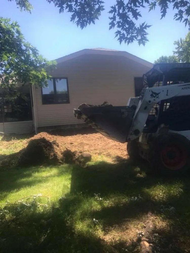 Trusted lawn care service experts serving Akron, OH - Beast Mowed Lawncare