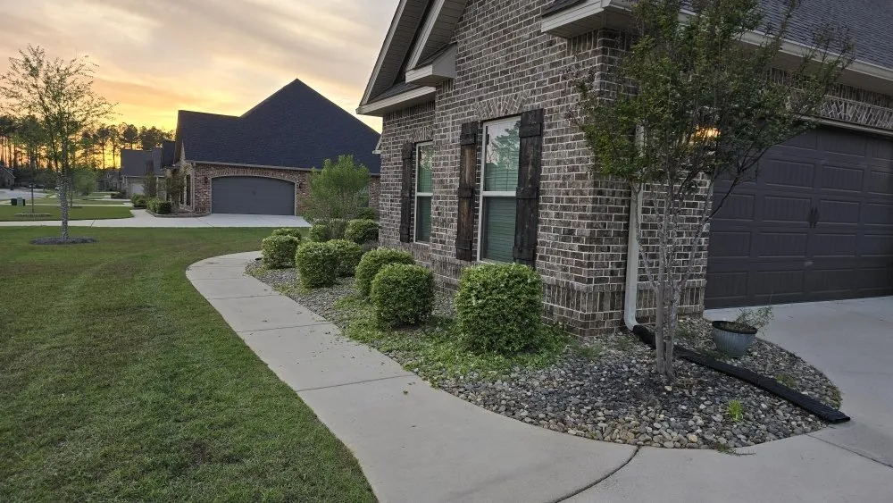 Local lawn care service in Kathleen, GA by Beast Mowed WR