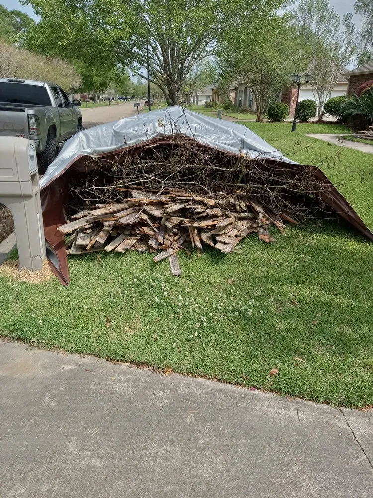 Affordable lawn care service experts serving Denham Springs, LA - Beast Mowers
