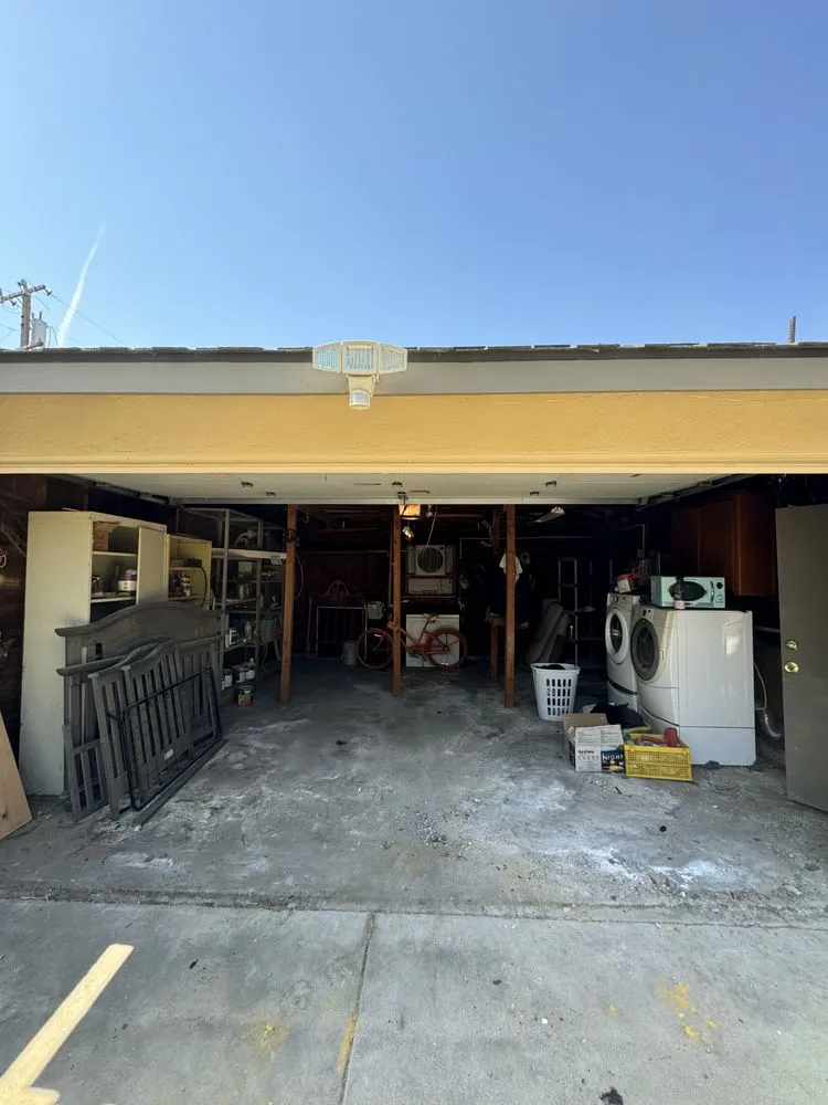 Local landscape design experts serving Bakersfield, CA - Beat Feet General Cleanup