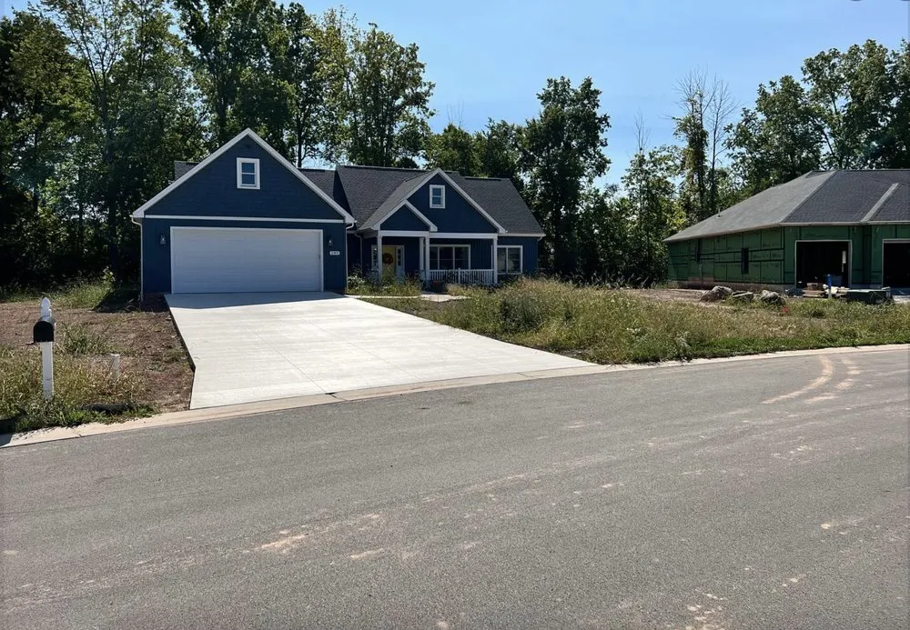 Professional outdoor landscaping experts serving Ransomville, NY - Beau Enterprises Inc