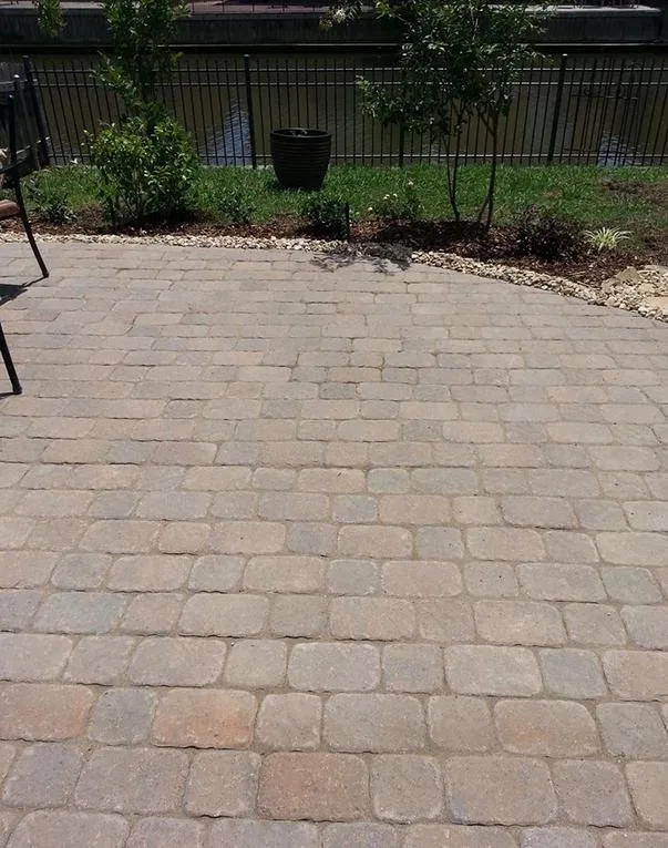 Custom landscaping services in Lafayette, LA by Beau Monde Landscape