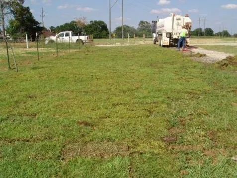 Expert lawn mowing service in Lafayette, LA - Beau Monde Landscape