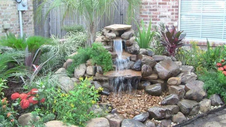 Professional outdoor landscaping for beautiful yards in Lafayette, LA by Beau Monde Landscape