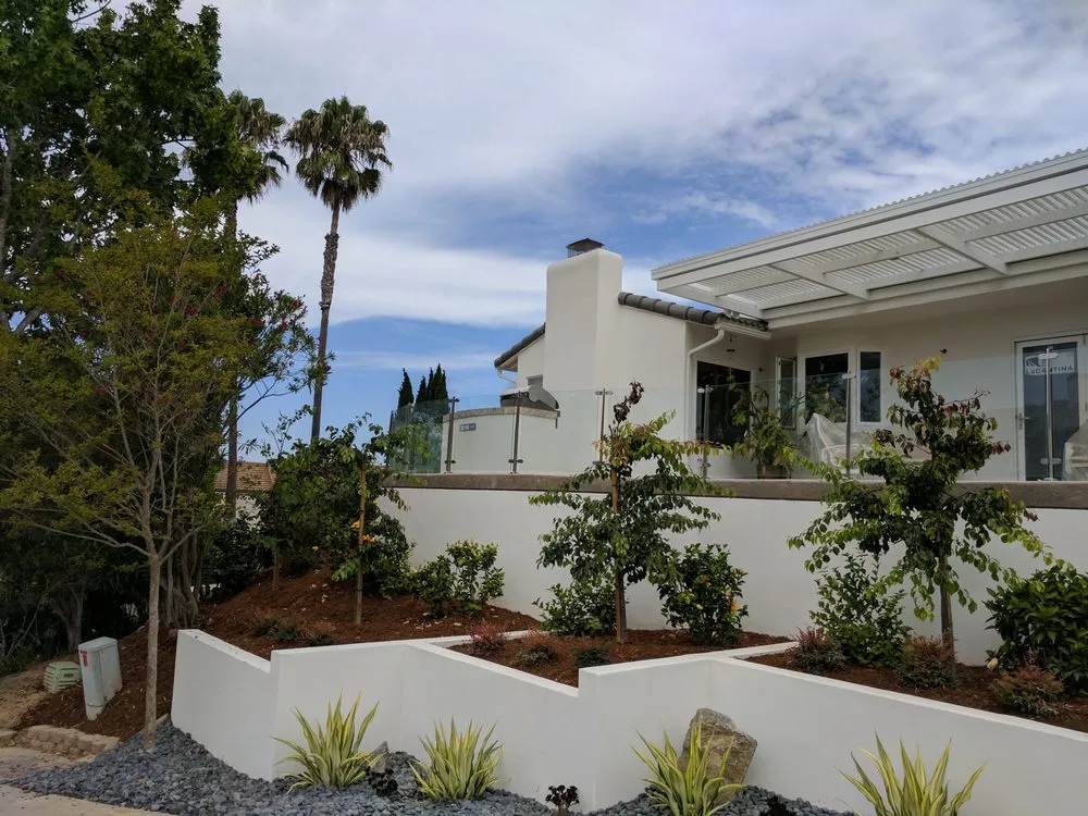 Professional yard cleanup service experts serving La Mesa, CA - Beaudry Garden Design