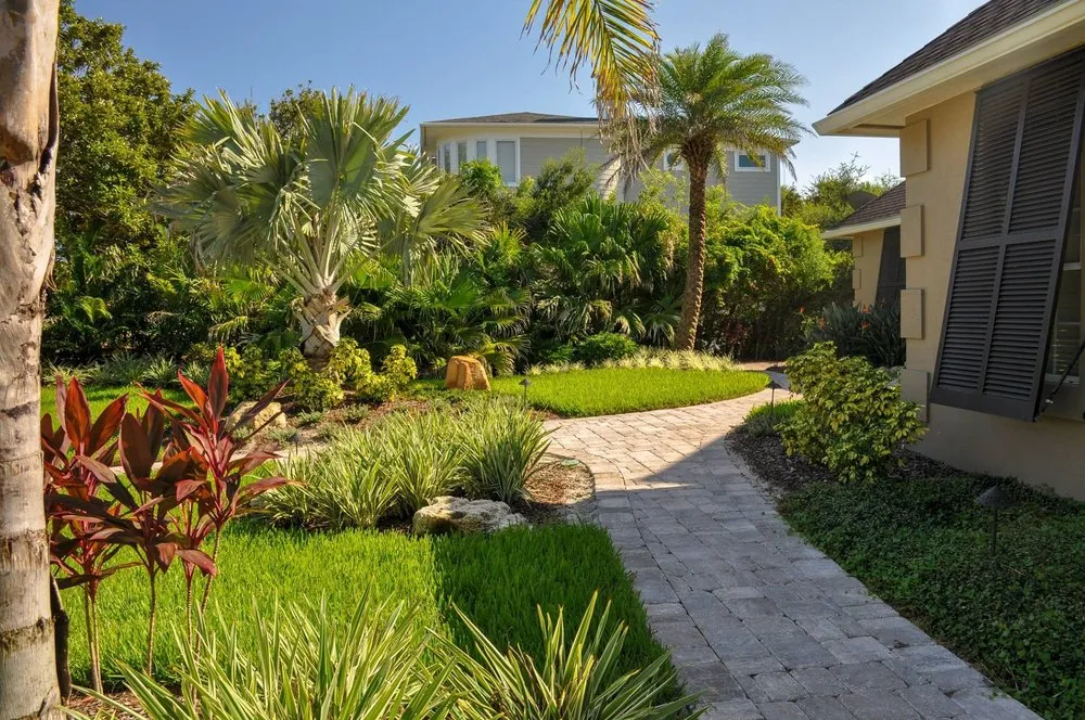 Local outdoor landscaping in Jacksonville, FL - Beautiful Blooms Landscaping