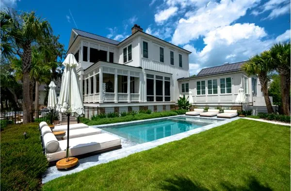 Beautiful Blooms Landscaping Logo