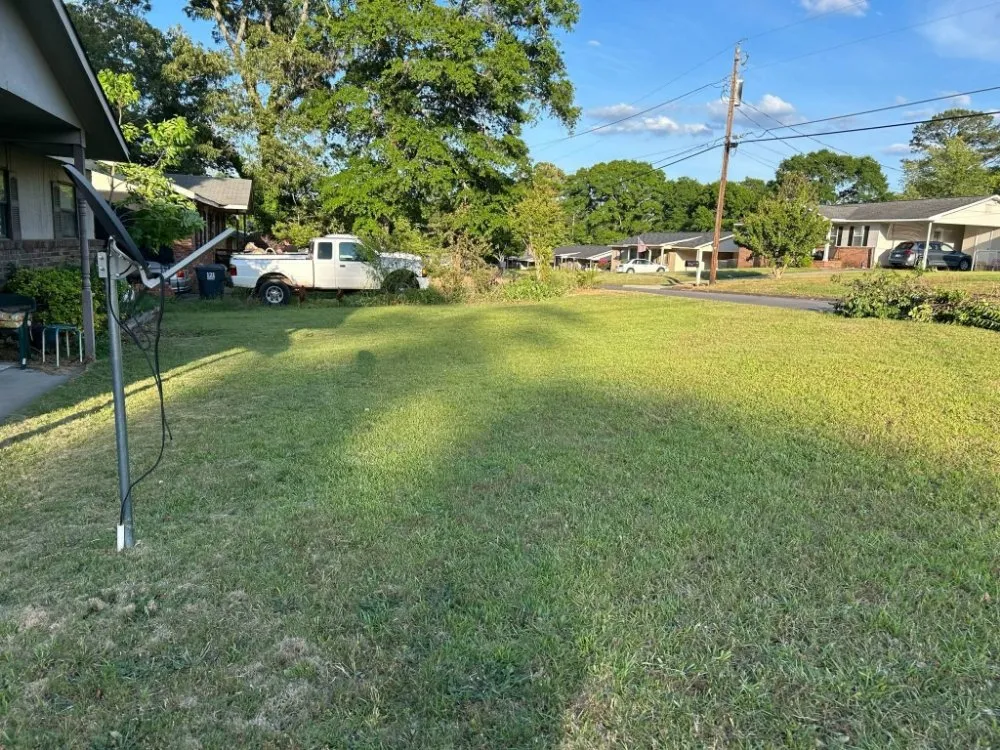 Reliable landscaping services experts serving Columbus, GA - Beautiful Creations & Lawn Care