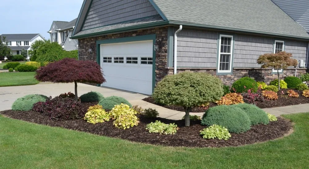 Top-rated yard cleanup service in ROCK ISLAND, IL by Beautiful Creations Landscaping