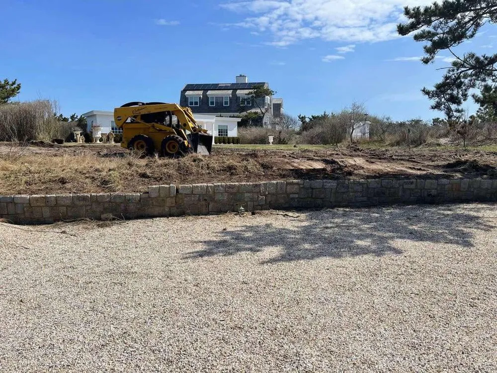 Custom garden landscaping in Hampton Bays, NY - Beautiful Field