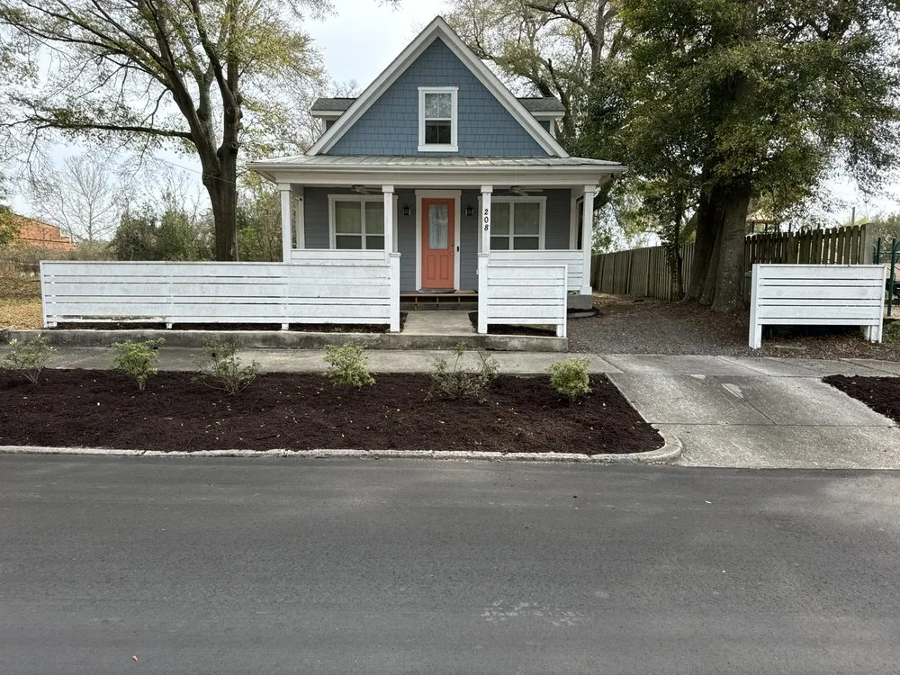 Top-rated outdoor landscaping experts serving Wilmington, NC - Beautiful Flower