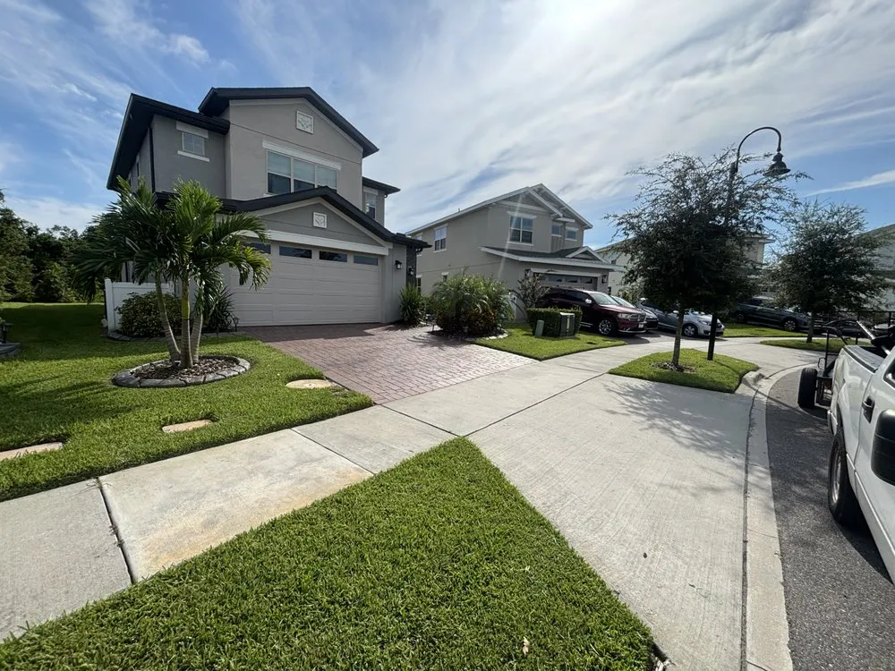 Professional landscape design in St. Cloud, FL - Beautiful Garden & Lawn