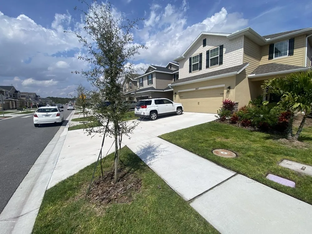 Top-rated lawn care service near you in St. Cloud, FL by Beautiful Garden & Lawn