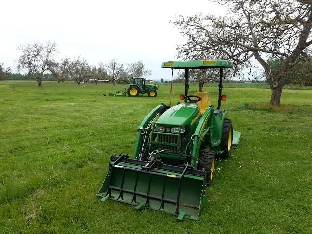 Custom lawn care service in Eugene, OR by Beautiful House Lawn Care