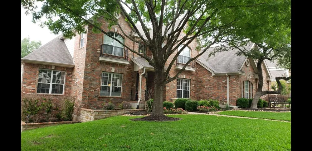 Top-rated yard cleanup service in Round Rock, TX by Beautiful Landscapes & Irrigation