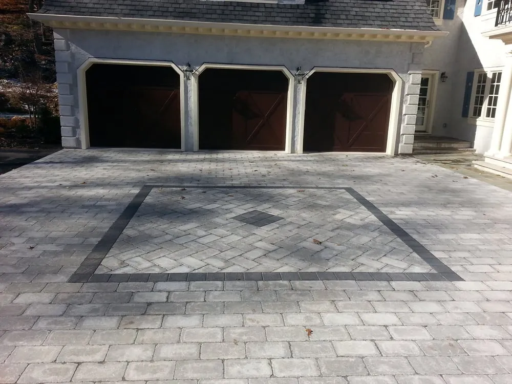 Professional lawn mowing service experts serving Parsippany, NJ - Beautiful Landscapes