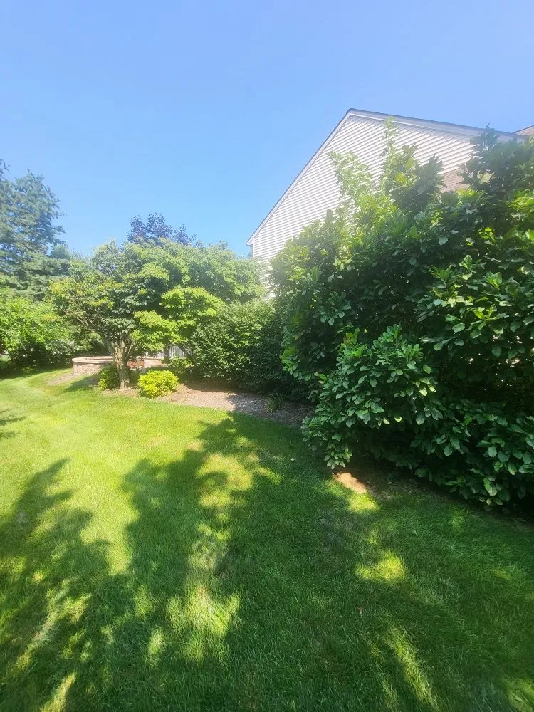 Affordable lawn mowing service near you in Mountville, PA by Beautiful Lawn Care