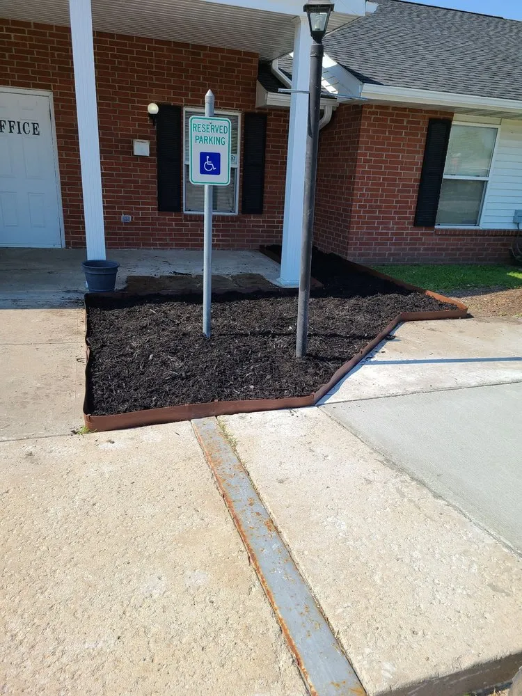Reliable residential landscaping for homes in Bethany, MO by Beautiful Yards Landscaping