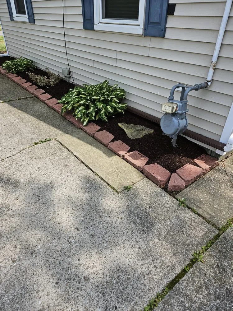 Affordable landscape design in Lorain, OH - Beauty in the Dirt Landscape Design