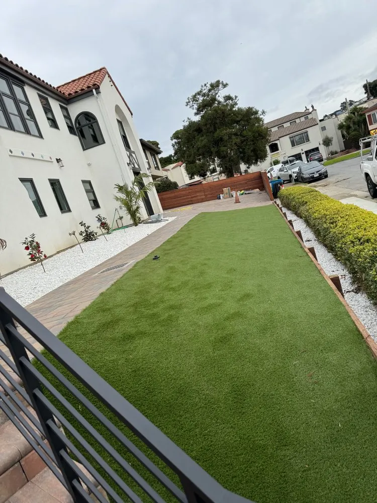 Top-rated lawn care service for homes in Kentfield, CA by Beautyland Landscaping Pro