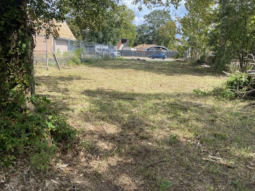 Trusted yard cleanup service in Baton Rouge, LA - Beauxque of Baton Rouge