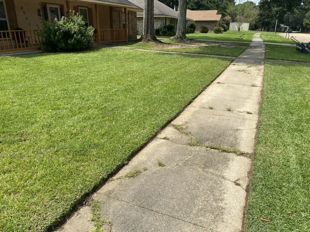 Trusted landscape installation in Baton Rouge, LA by Beauxque of Baton Rouge