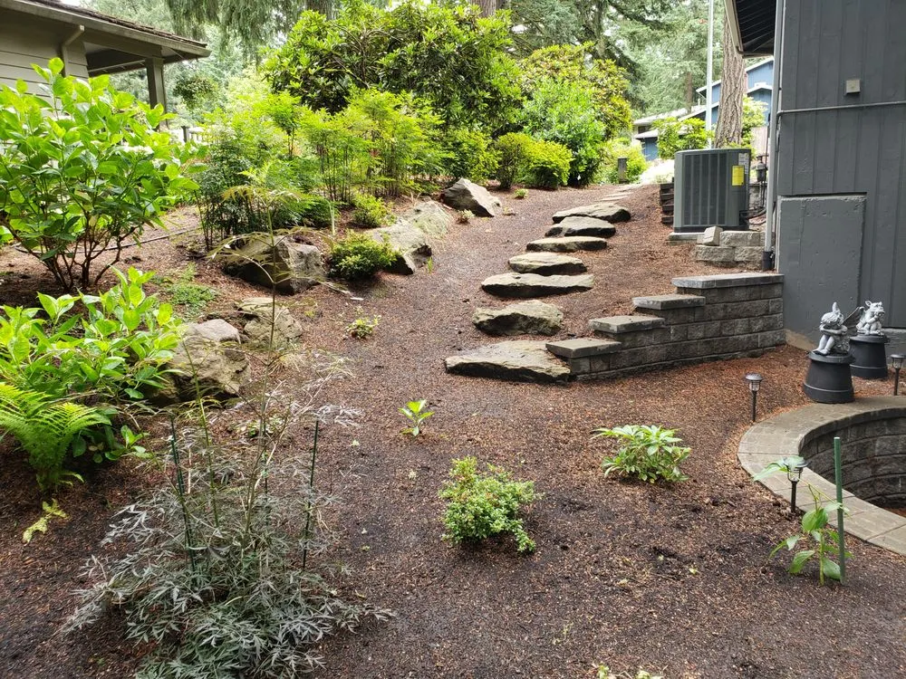 Top-rated yard maintenance for beautiful yards in Hillsboro, OR by Beaver Landscape