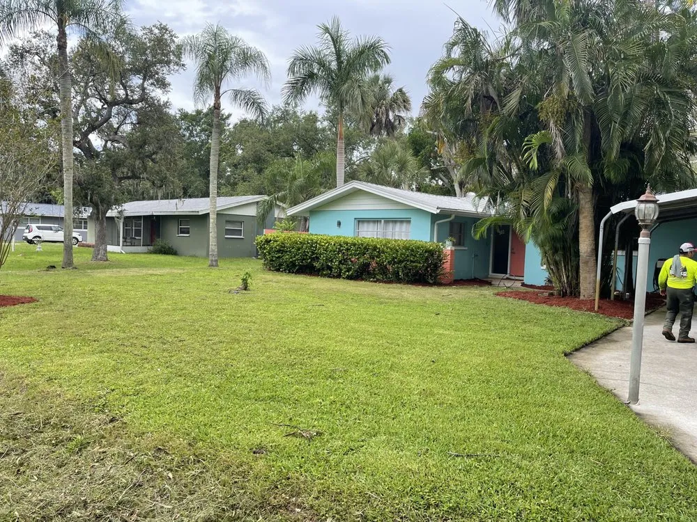 Affordable lawn mowing service experts serving Miami, FL - Beaver Stump Grinding