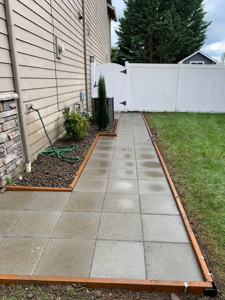 Custom landscaping services for year-round maintenance in Vancouver, WA by Beaver’s Landscaping