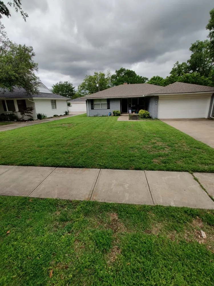 Reliable lawn mowing service near you across Dallas, TX - Beavers Lawn Service