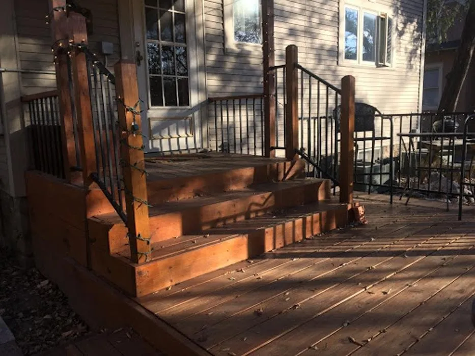 Custom lawn mowing service experts serving Wichita, KS - Beaver's Tree And Landscape