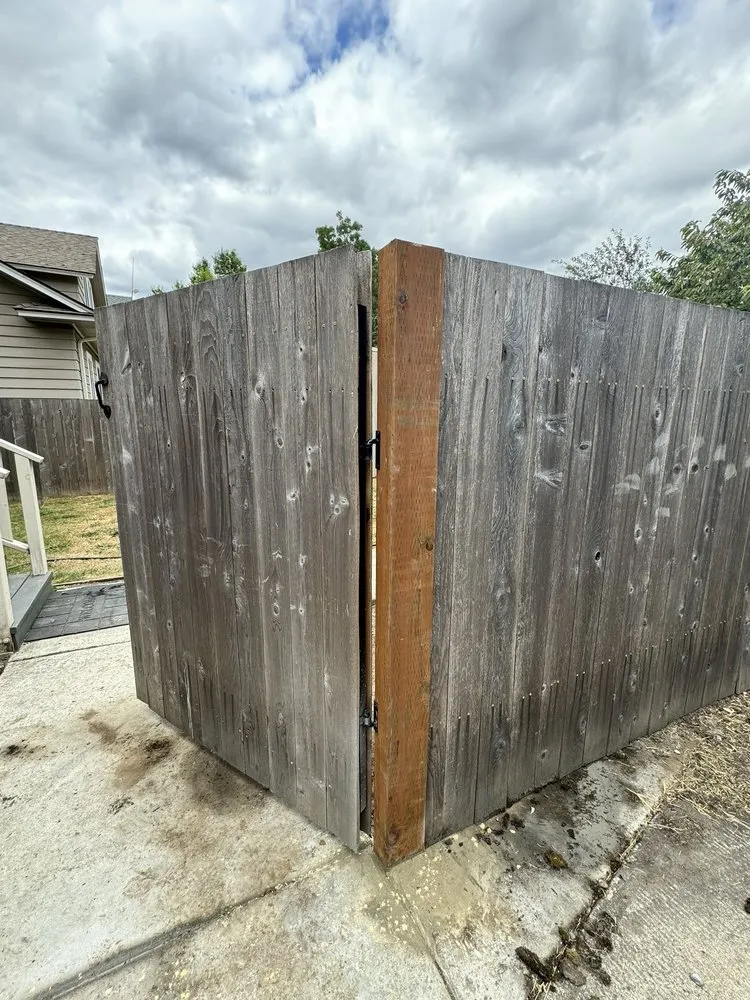 Local yard cleanup service experts serving Beaverton, OR - Beaverton Fencing And Landscape