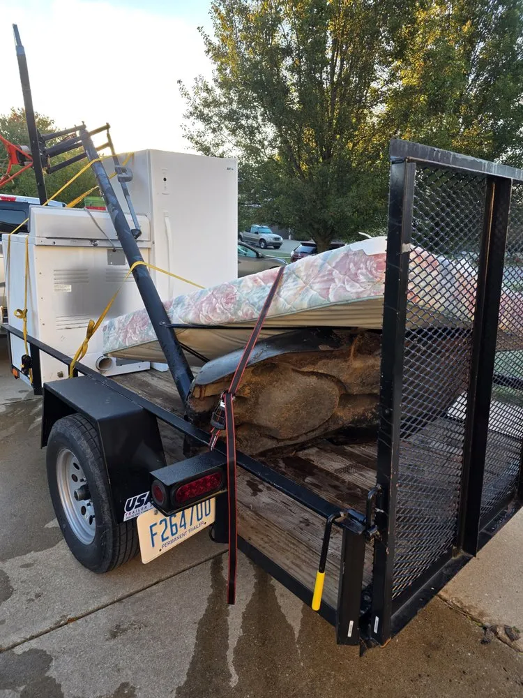 Expert garden landscaping for homes in Wyoming, MI by Bebo's Pick-Up