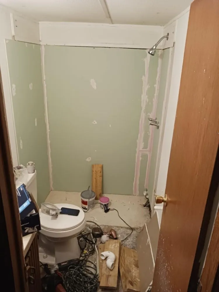 Custom lawn mowing service experts serving Clarksville, TN - Becca Can Fix Your Problem