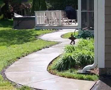 Reliable residential landscaping experts serving West Allis, WI - Becchetti Concrete Masonry