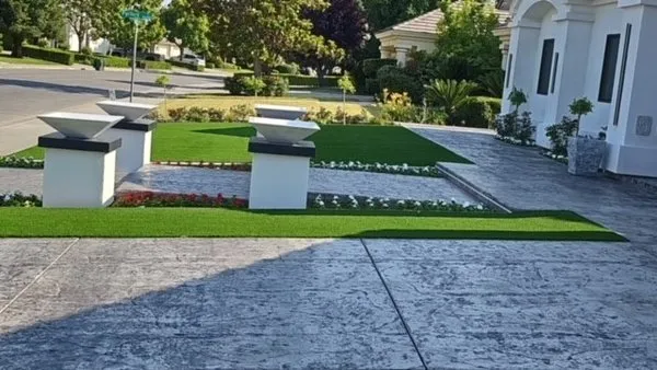 Becerra's Gardening & Landscaping Logo