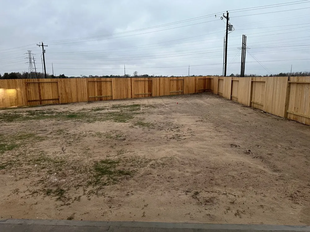 Trusted yard maintenance in Dickinson, TX by Beck Landscaping