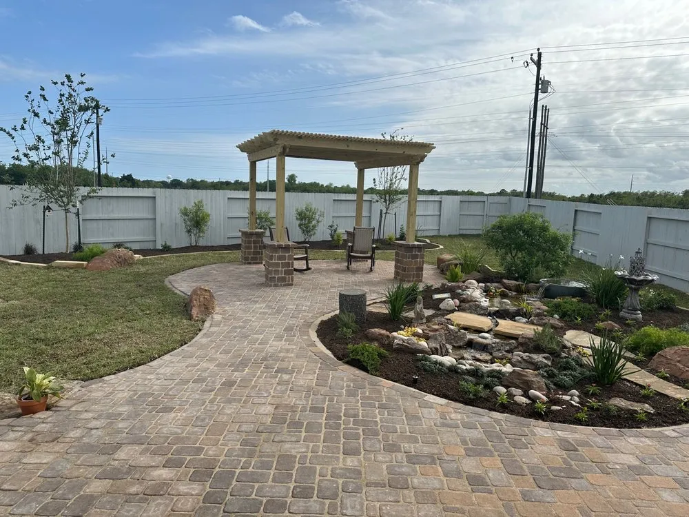Reliable garden landscaping in Dickinson, TX - Beck Landscaping