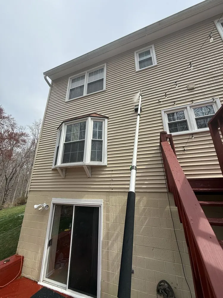 Affordable yard cleanup service in Springfield, VA by Beckam’s Remodeling