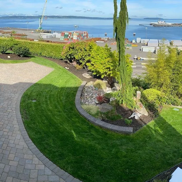 Expert residential landscaping in Lake Stevens, WA by Becker Landscaping & Services
