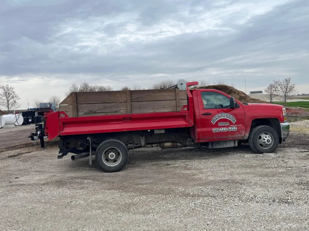 Top-rated lawn care service for residential properties in Bloomington, IL by Becker Tree Service