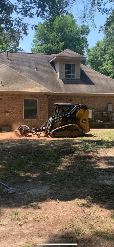 Local lawn care service experts serving Magnolia, TX - Becker's Quality Tree Service & Landscaping
