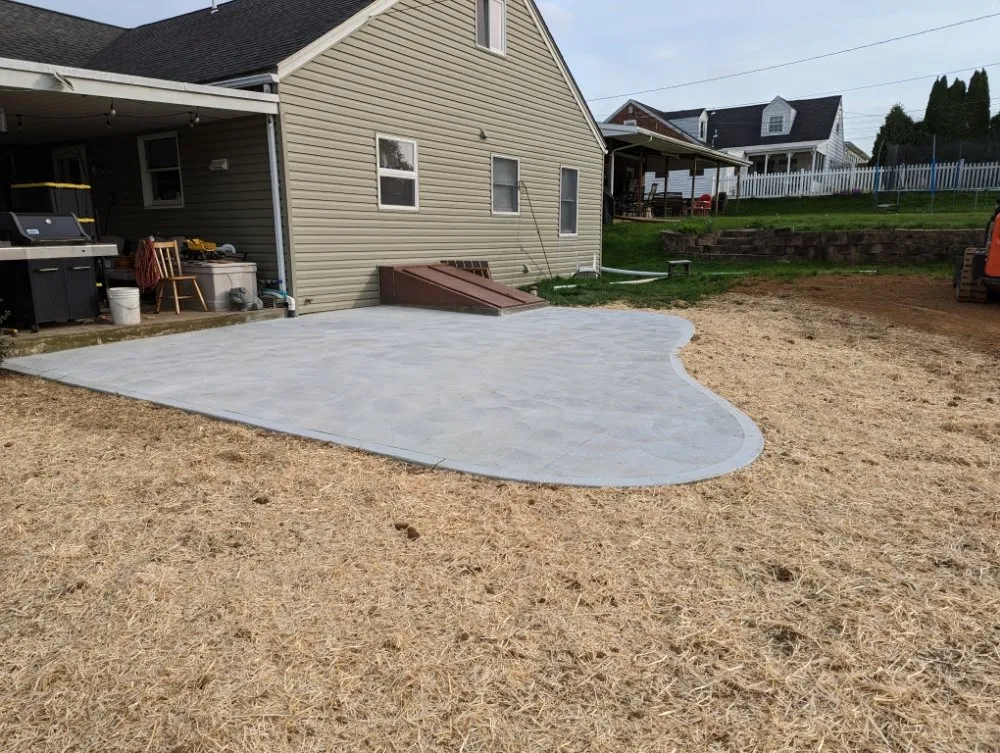 Custom yard cleanup service for residential properties in Allentown, PA by Beckett Outdoor Solutions