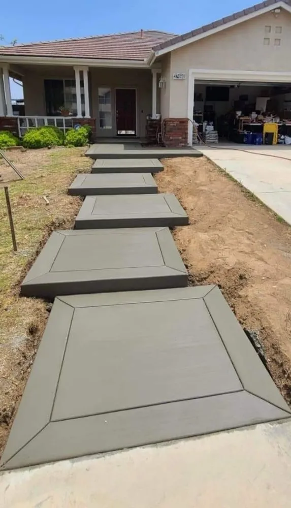 Custom garden landscaping for beautiful yards across Allentown, PA - Beckett Outdoor Solutions