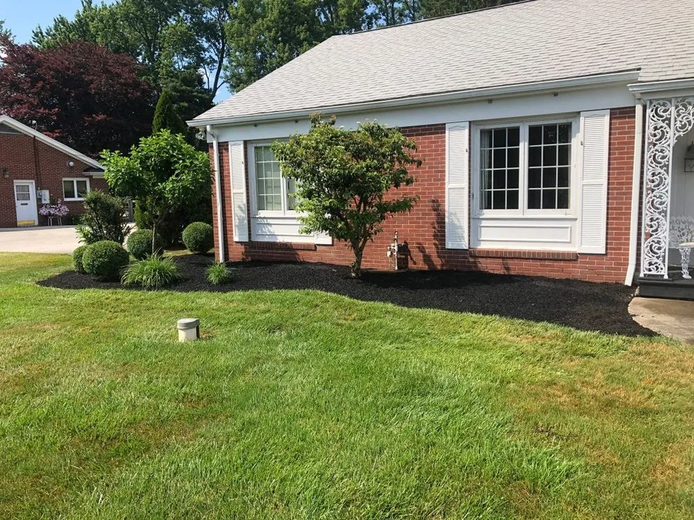 Affordable residential landscaping for residential properties across Perrysburg, OH - Beckford's Lawn & Landscape