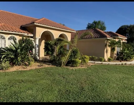 Beckford’s Yard & More Logo